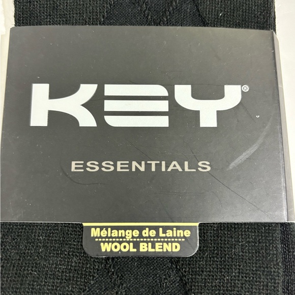 NWT Bundle of 2 pairs of Socks ( SockSmith and Key Essentials)  Size 10-13 - Picture 6 of 9